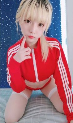 亚洲国产丝袜第一页_高清高清完整版