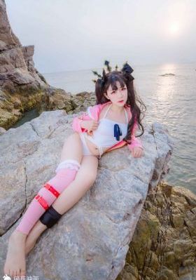 亚洲长相和欧美长相_超清免费观看视频