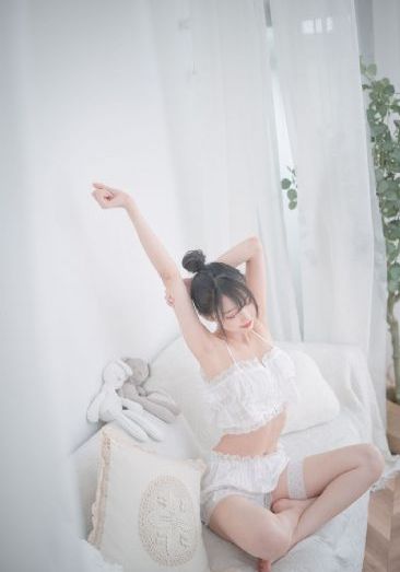 日韩欧洲亚洲美三区中文幕_4K在线观看视频